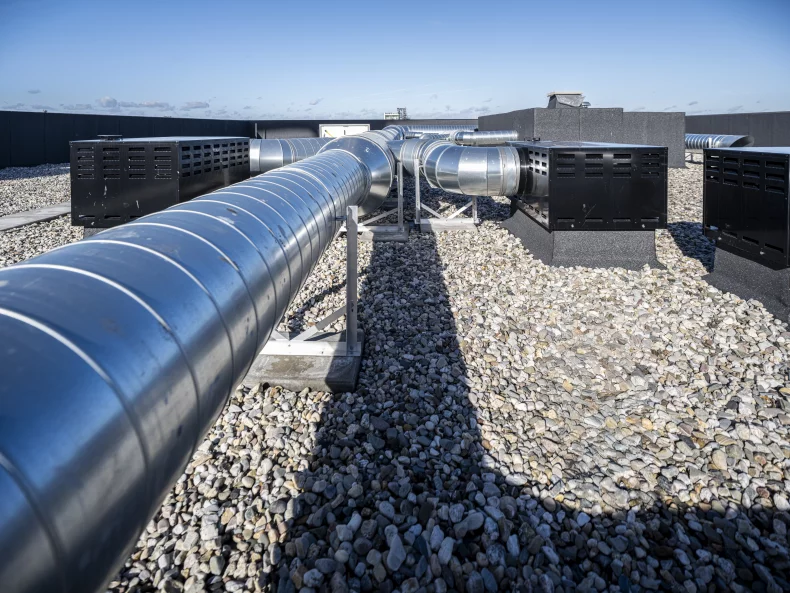 Ventilatie aanleggen - Project De Scheg